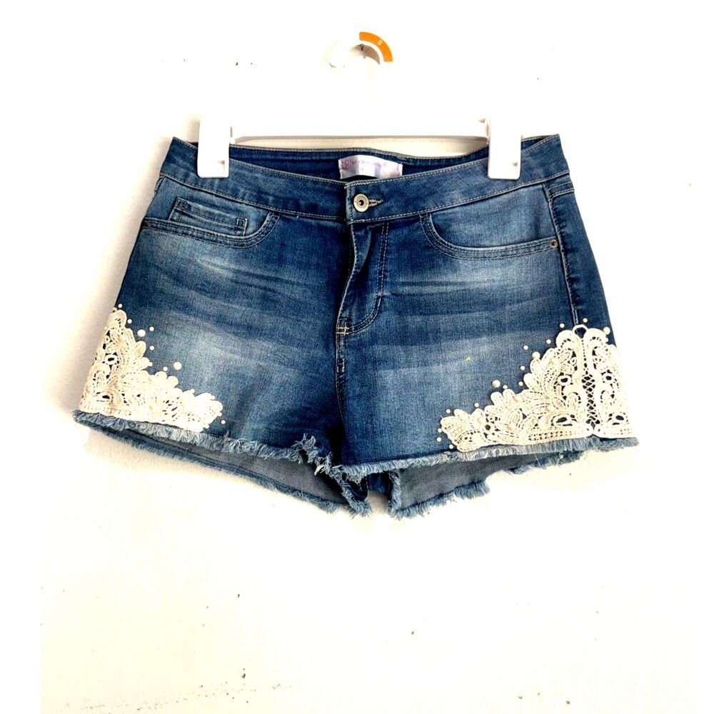 No Boundaries denim shorts embroidered lace hem Y2K romantic summer women 10